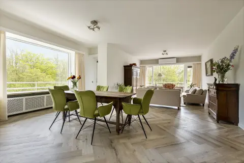 Lichte woonkamer van een verkocht appartement in Eikendonck Vught